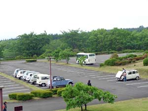 ���̒��ԏ�̓L���g�����炯